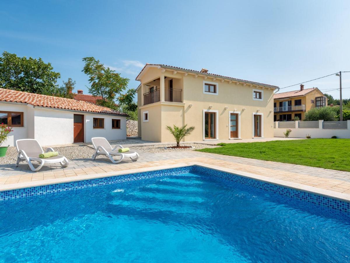 Tranquil Holiday Home In Labin With Private Swimming Pool Esterno foto